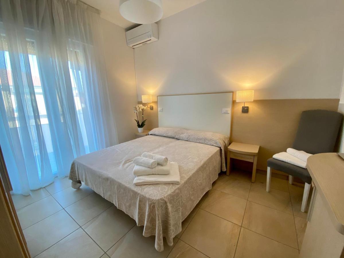 Hotel Palladio B&B Cervia Exterior foto
